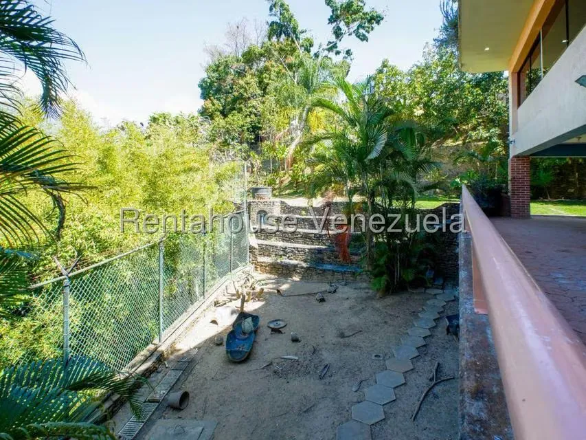 Casa (Multipes Niveles) en Venta en Cerro Verde, Distrito Metropolitano - 54