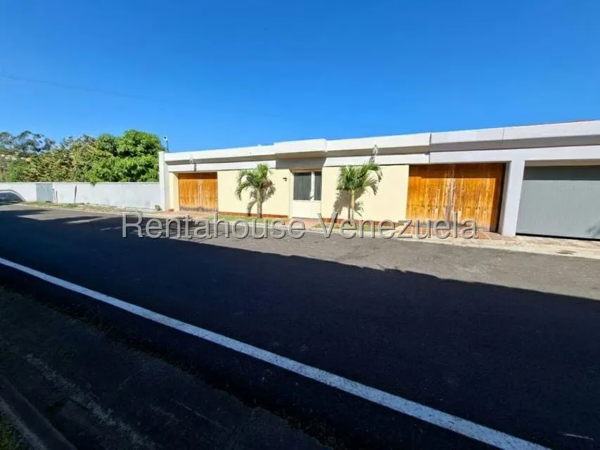 Casa (Multipes Niveles) en Venta en Cerro Verde, Distrito Metropolitano - 67
