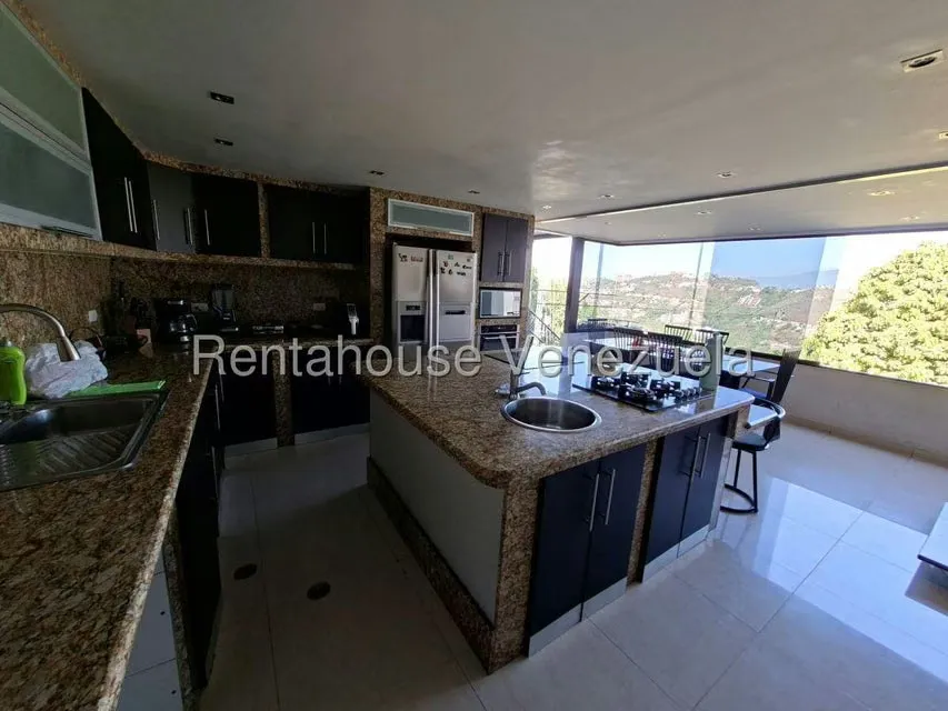 Casa (Multipes Niveles) en Venta en Cerro Verde, Distrito Metropolitano - 74