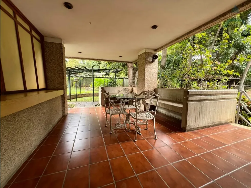 Se Vende edificio 1450m² const + 3700 terr 8h+s/8.5b+s/12p Los Chorros - 24