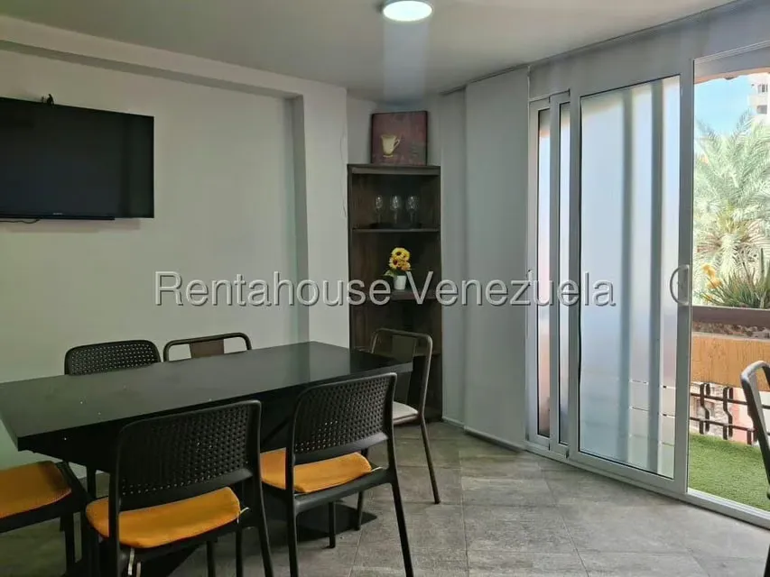 Apartamento (Multiples Niveles) en Venta en Costa Azul, Nueva Esparta - 11