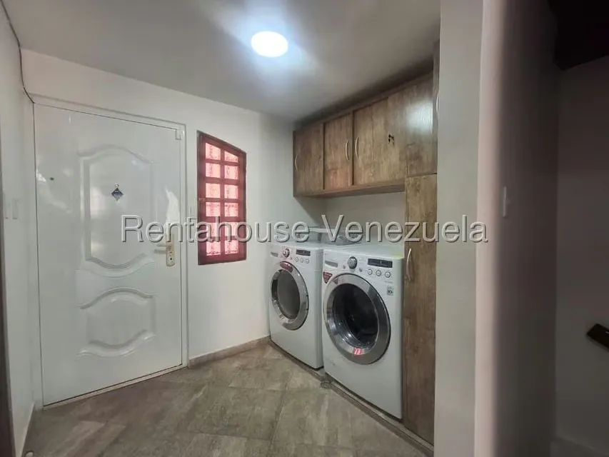 Apartamento (Multiples Niveles) en Venta en Costa Azul, Nueva Esparta - 4
