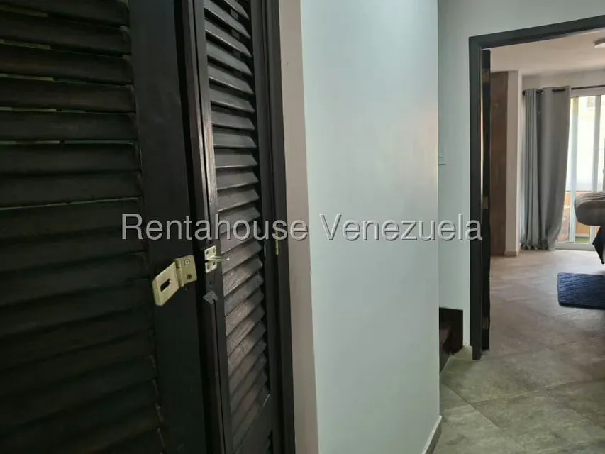 Apartamento (Multiples Niveles) en Venta en Costa Azul, Nueva Esparta - 42