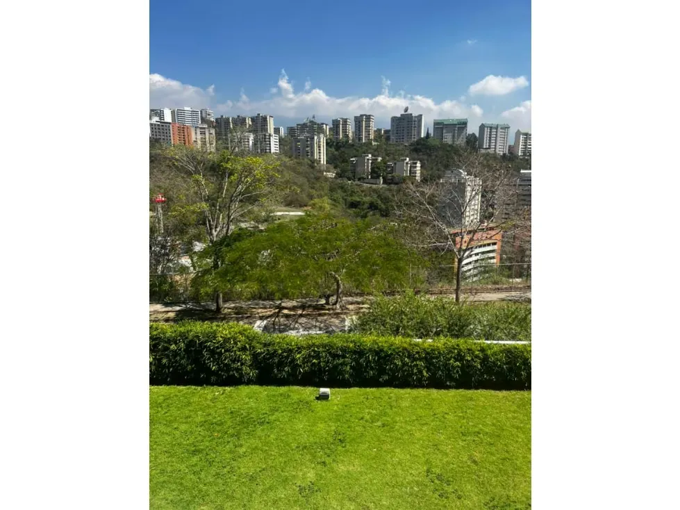 Alquilo apartamento 132m2 3h/3b/4p Lomas de La Alameda 9940 - 9