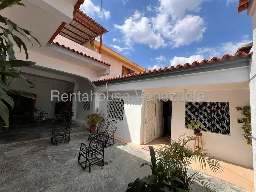 Casa (Multipes Niveles) en Venta en La Fontana, Aragua - 4