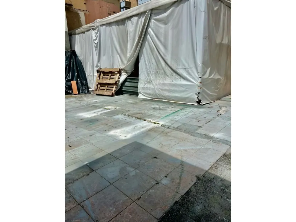 Vendo casa comercial 750m2 Las Mercedes 7431 - 7