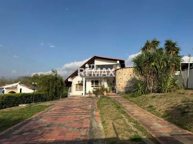 Hermosa Quinta en el Mirador - 2