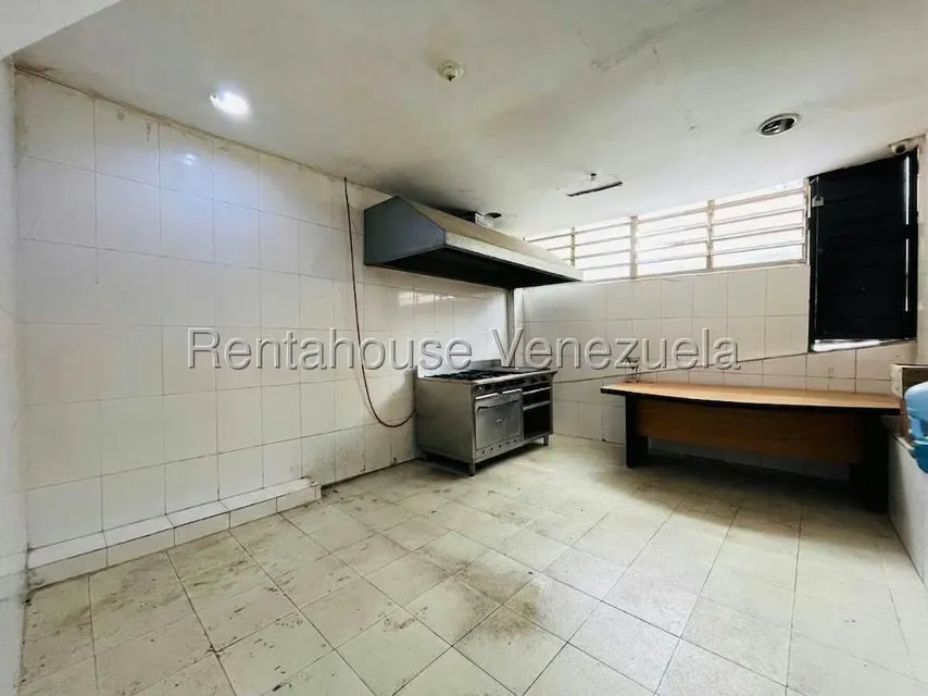 Local Comercial en Alquiler en Parroquia Santa Teresa, Distrito Metropolitano - 18