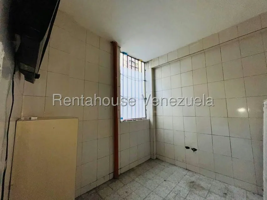 Local Comercial en Alquiler en Parroquia Santa Teresa, Distrito Metropolitano - 23