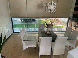 Vista 42
