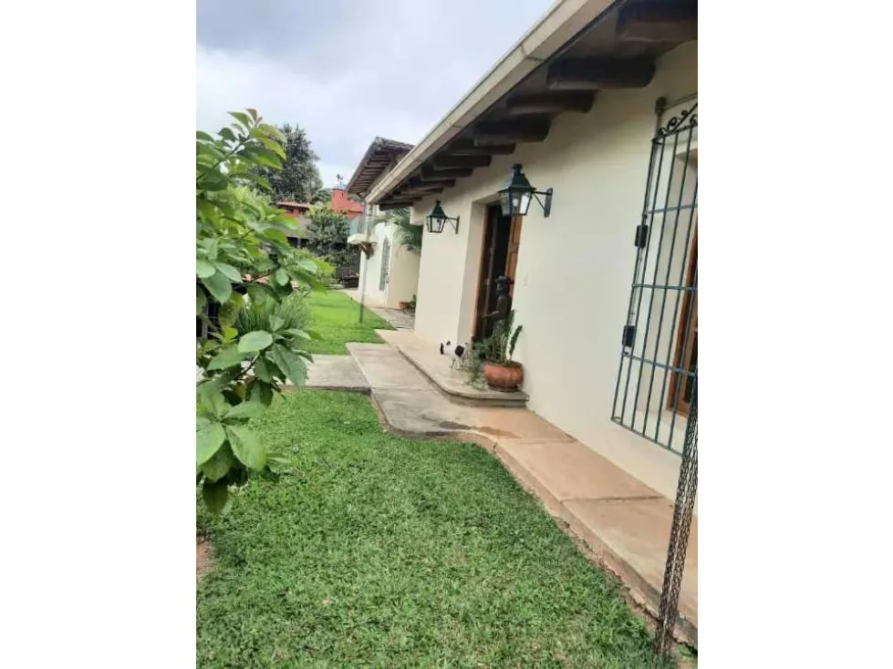 Vendo casa 900m2 Cerro Verde 8133 - 2