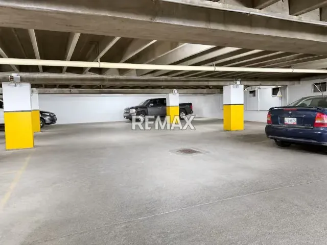 Apartamento de 93 m² en Colinas de Bello Monte | 2 habitaciones + servicio | Excelente ubicación - 11
