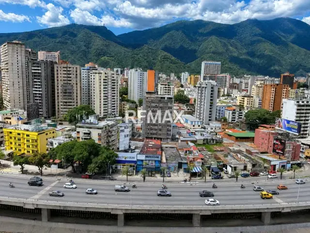 Apartamento de 93 m² en Colinas de Bello Monte | 2 habitaciones + servicio | Excelente ubicación - 14