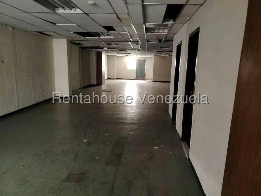 Local Comercial en Alquiler en Parroquia La Candelaria, Distrito Metropolitano - 6