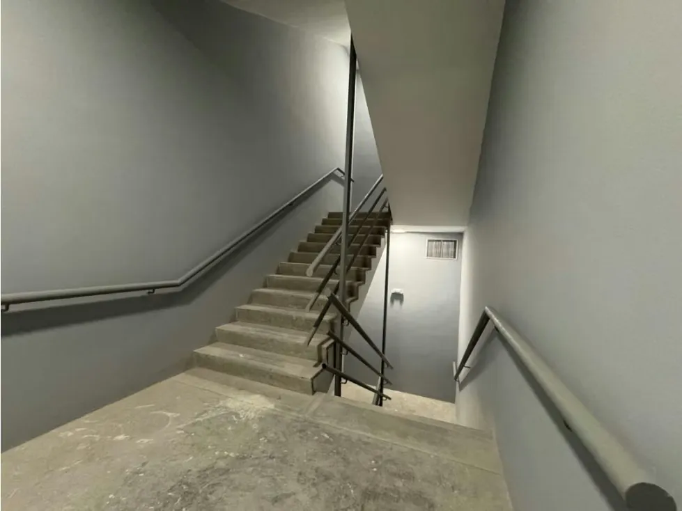 Se vende oficina 883m2 Campo Alegre 2056 - 7