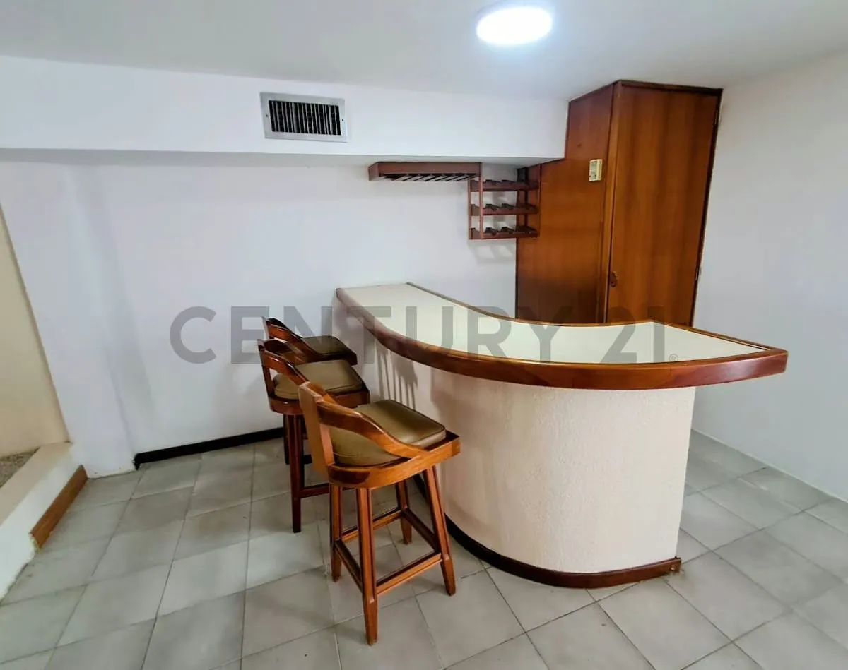 Se vende Town House en Urb. Lago Marbeach. Maracaibo - 10