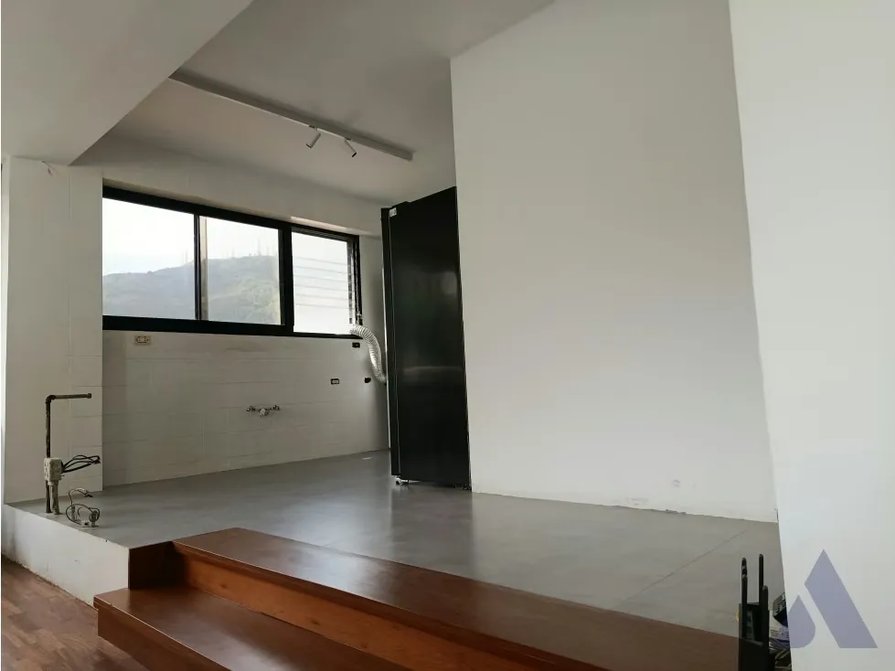 Vendo apartamento 138m2 Las Esmeraldas 0128 - 4