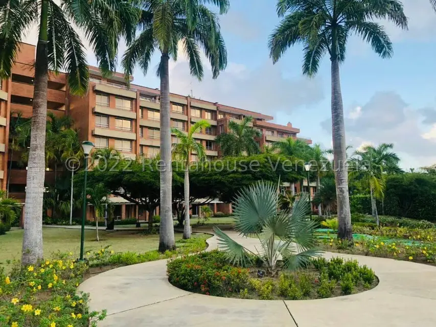 Apartamento (1 Nivel) en Venta en Los Canales de Rio Chico, Miranda - 2