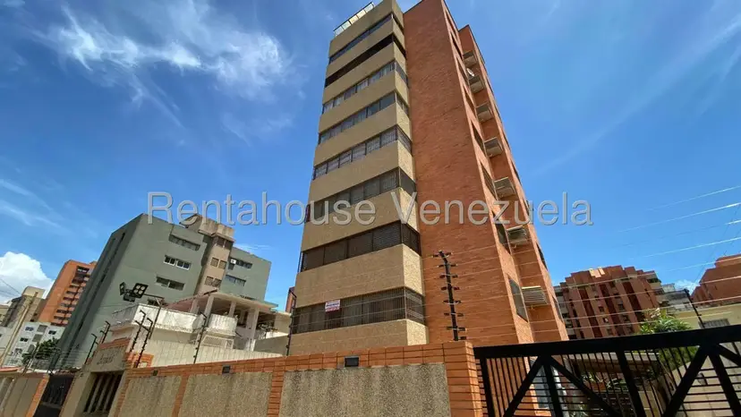 Apartamento (1 Nivel) en Venta en La Lago, Zulia