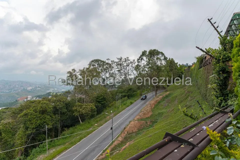 Casa (Multipes Niveles) en Venta en Alto Hatillo, Distrito Metropolitano - 28