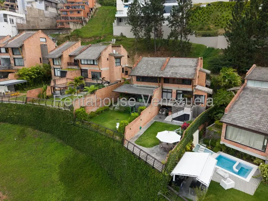 Casa (Multipes Niveles) en Venta en Alto Hatillo, Distrito Metropolitano - 4