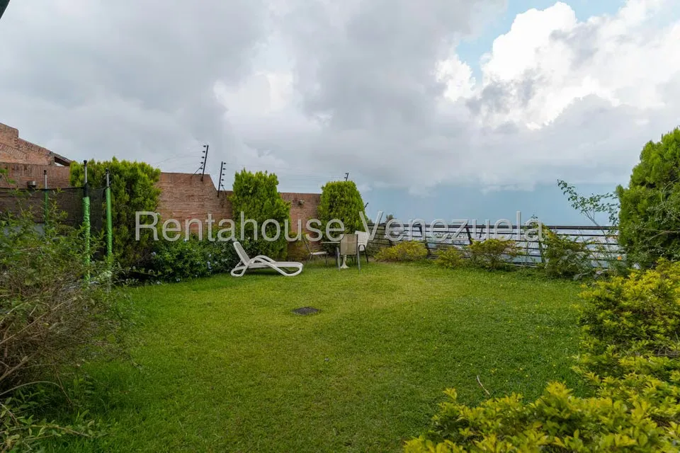Casa (Multipes Niveles) en Venta en Alto Hatillo, Distrito Metropolitano - 32