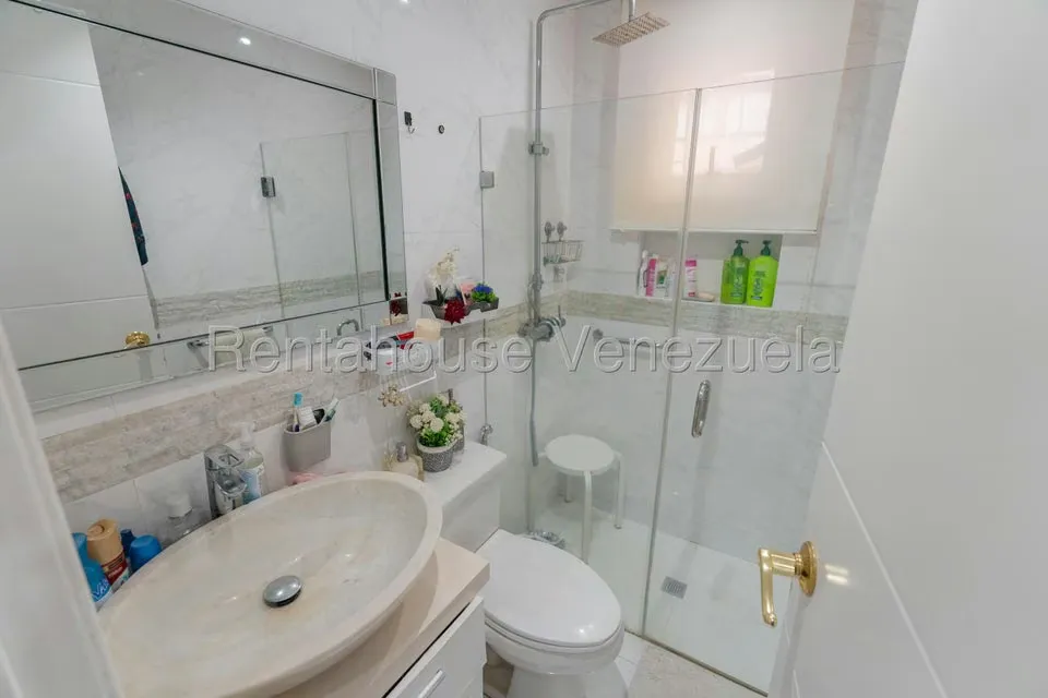 Casa (Multipes Niveles) en Venta en Alto Hatillo, Distrito Metropolitano - 54