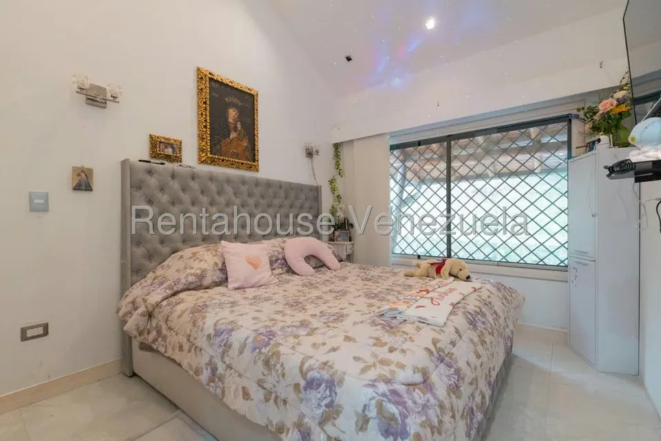 Casa (Multipes Niveles) en Venta en Alto Hatillo, Distrito Metropolitano - 57