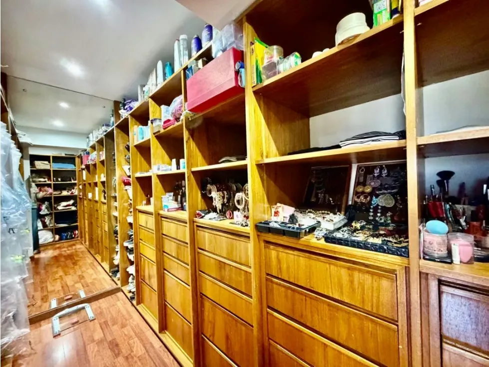 Se vende PH Duplex 310m2 5h+s/7b/2p Colinas de Valle Arriba - 32