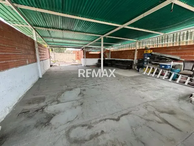 Venta de Casa con local Comercial ubicada en San Ignacio - 12
