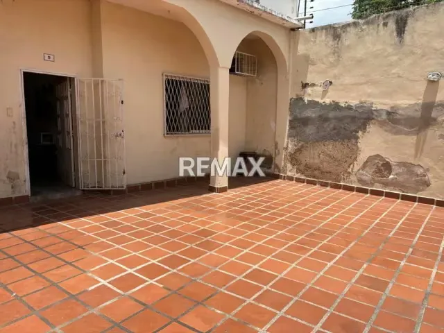 Venta de Casa con local Comercial ubicada en San Ignacio - 18
