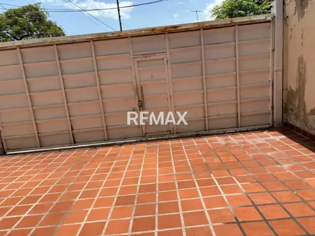 Venta de Casa con local Comercial ubicada en San Ignacio - 19