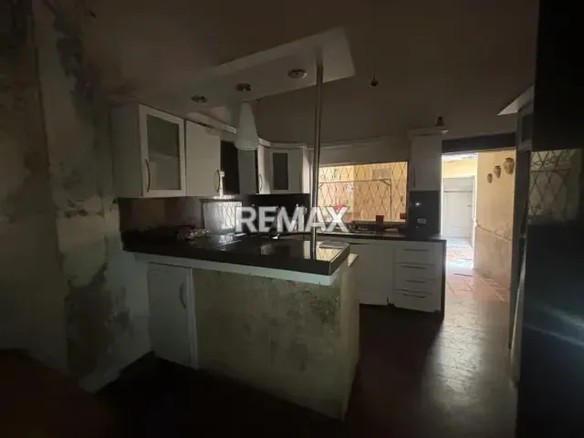 Venta de Casa con local Comercial ubicada en San Ignacio - 7