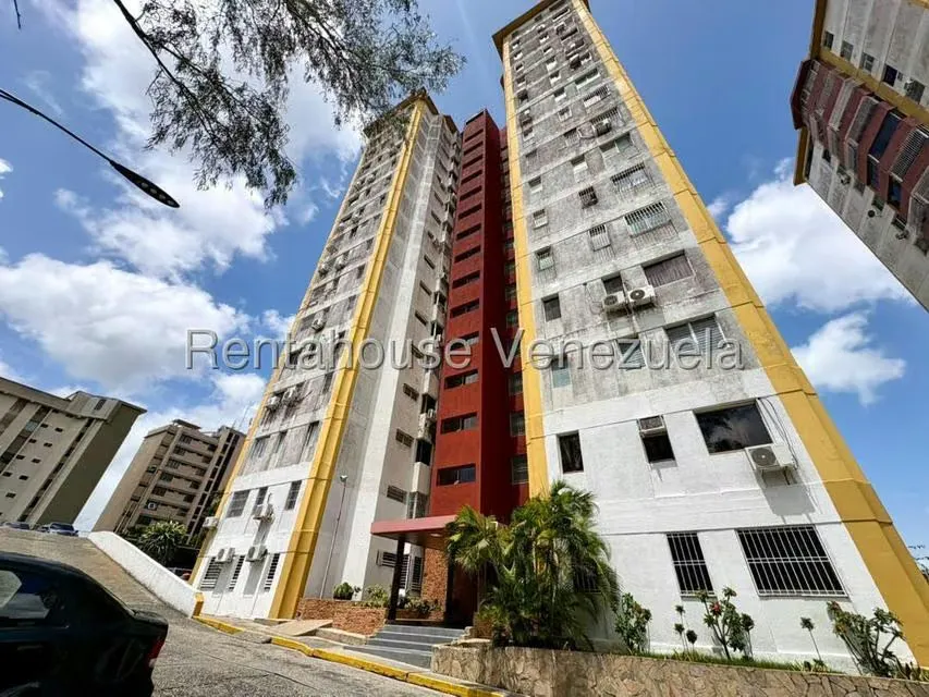 Apartamento (1 Nivel) en Alquiler en Zona Este, Lara