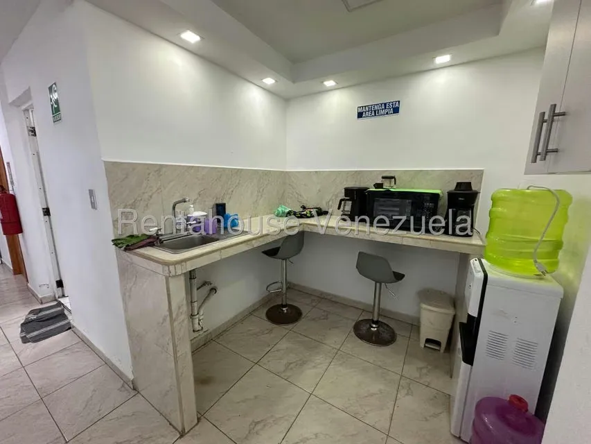 Local Comercial en Alquiler en Corinsa, Aragua - 11