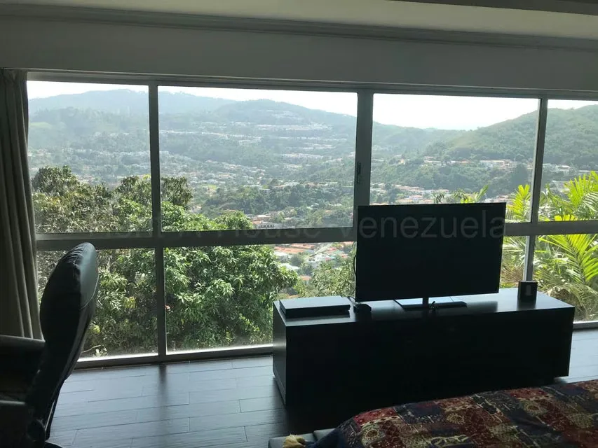 Casa (Multipes Niveles) en Venta en Cumbres de Curumo, Distrito Metropolitano - 18