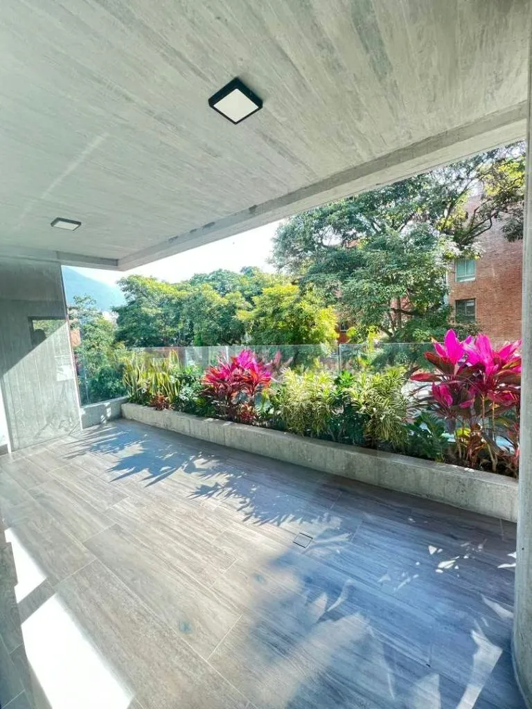 Exclusivo y prestigioso apartamento en Los Naranjo de La Mercedes - 12