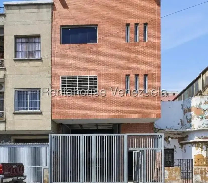 Comercial (Local Comercial) en Venta en Catia, Distrito Metropolitano
