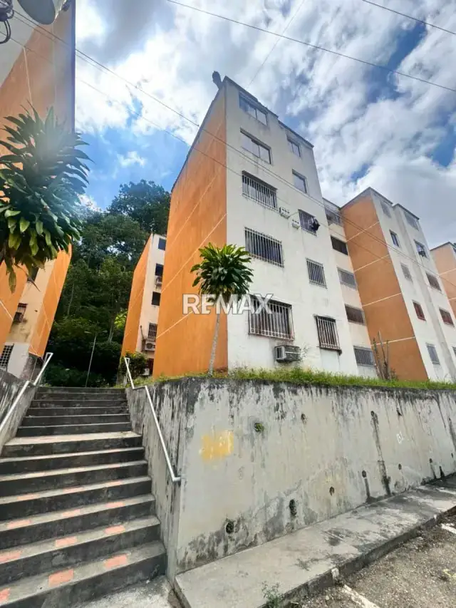 Hermoso Apartamento en la Venta, Ubicado en la Urbanización El Bosque 1 Torre 6, Carvajal, Trujillo