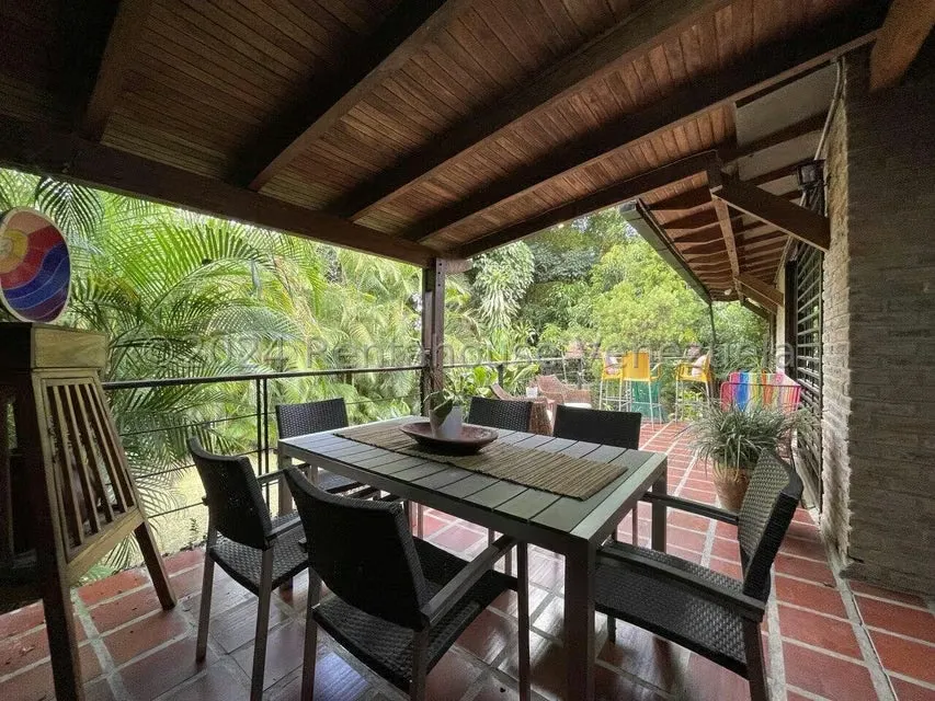 Casa (Multipes Niveles) en Alquiler en Los Palos Grandes, Distrito Metropolitano - 33