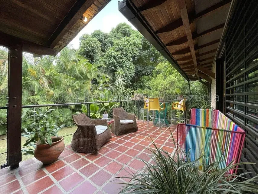 Casa (Multipes Niveles) en Alquiler en Los Palos Grandes, Distrito Metropolitano - 38