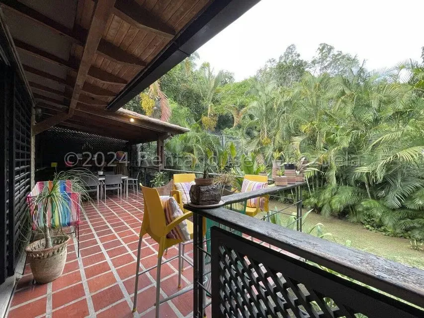 Casa (Multipes Niveles) en Alquiler en Los Palos Grandes, Distrito Metropolitano - 41