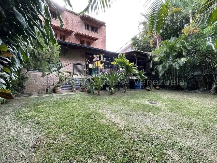 Casa (Multipes Niveles) en Alquiler en Los Palos Grandes, Distrito Metropolitano - 43