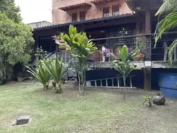 Vista 44