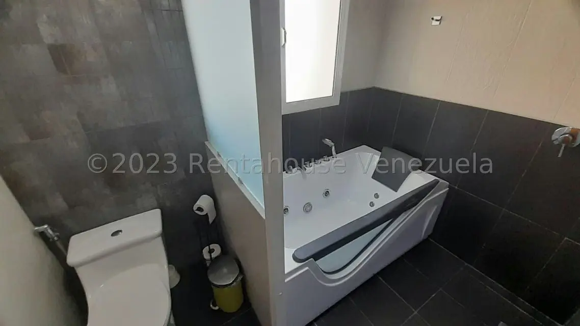 Apartamento (Multiples Niveles) en Venta en Jorge Coll, Nueva Esparta - 13