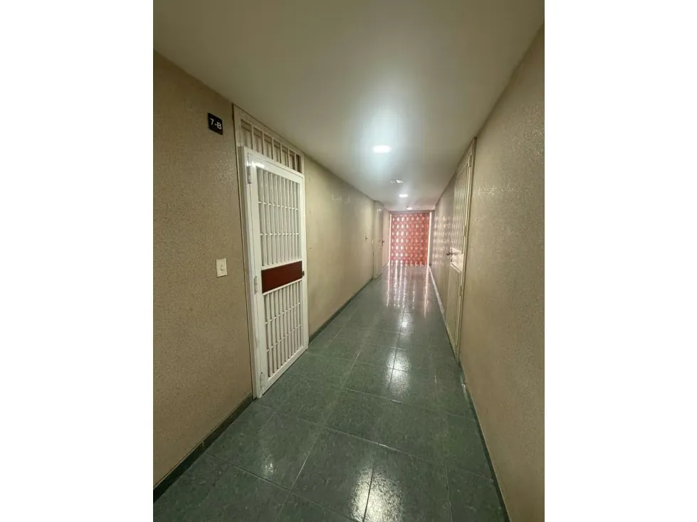 Se alquila oficina 141m2 Los Dos Caminos 8612 - 2