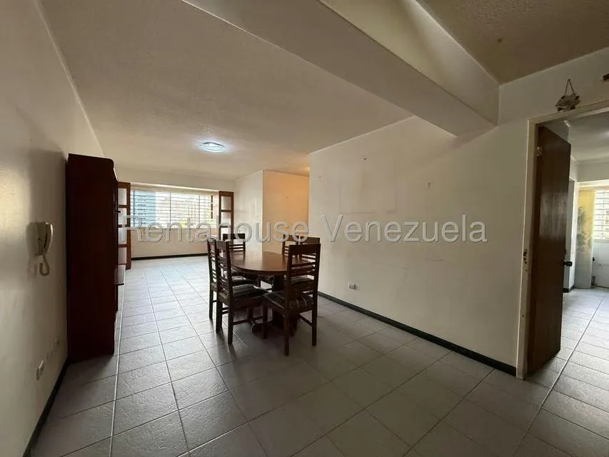 Apartamento (1 Nivel) en Venta en Parroquia La Candelaria, Distrito Metropolitano - 2