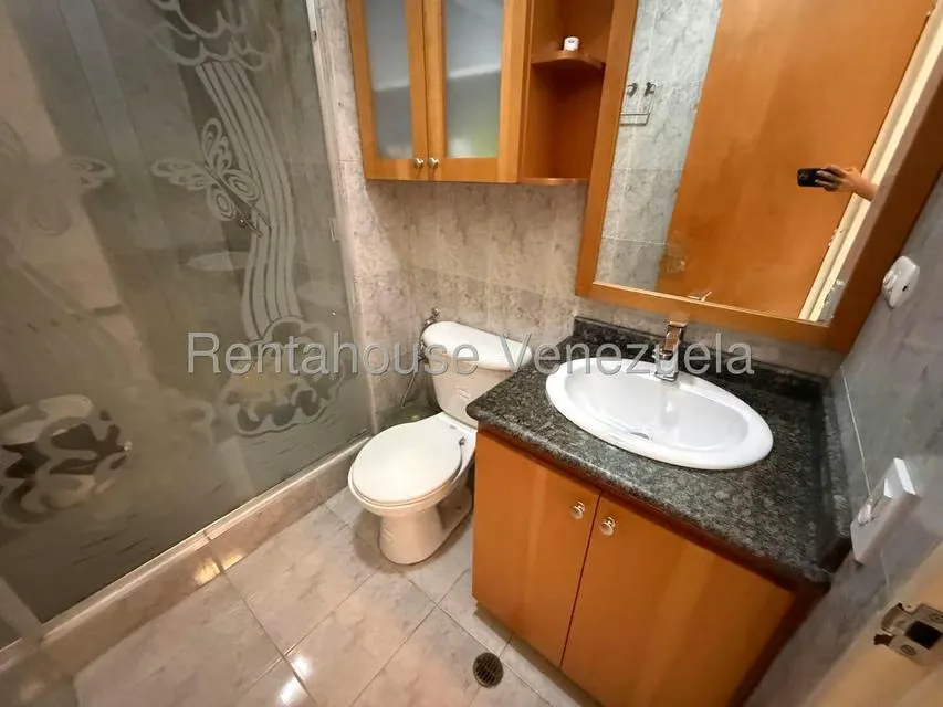 Apartamento (1 Nivel) en Venta en Parroquia La Candelaria, Distrito Metropolitano - 26