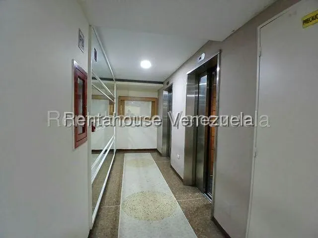 Apartamento (1 Nivel) en Venta en Parroquia La Candelaria, Distrito Metropolitano - 29