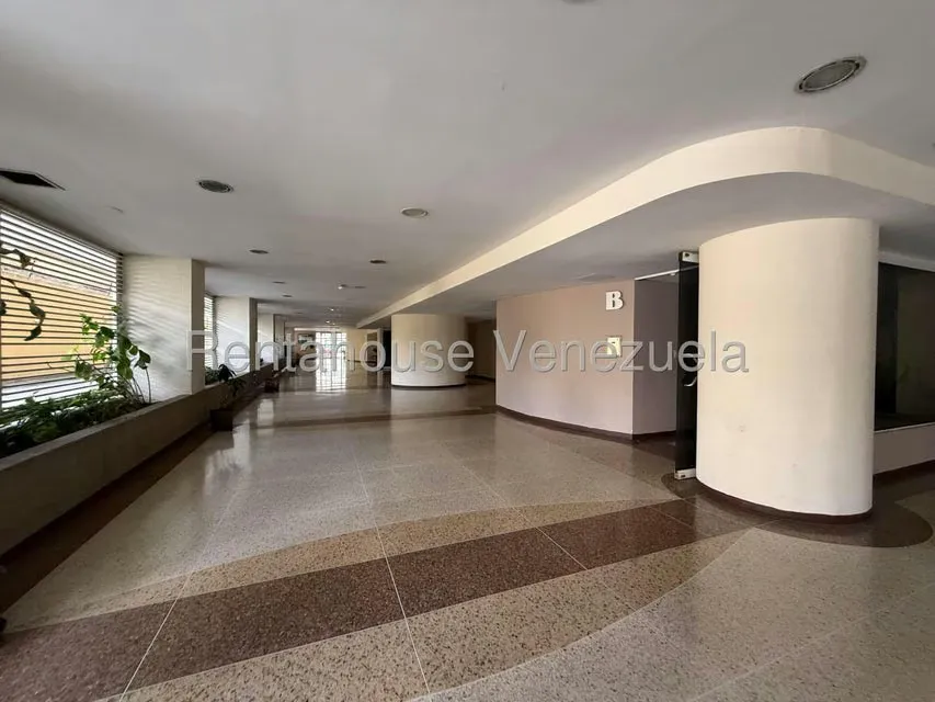 Apartamento (1 Nivel) en Venta en Parroquia La Candelaria, Distrito Metropolitano - 36